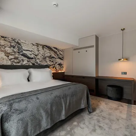 Dolinas Climbing Hotel