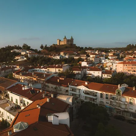 Dolinas Climbing Hotel Porto de Mós