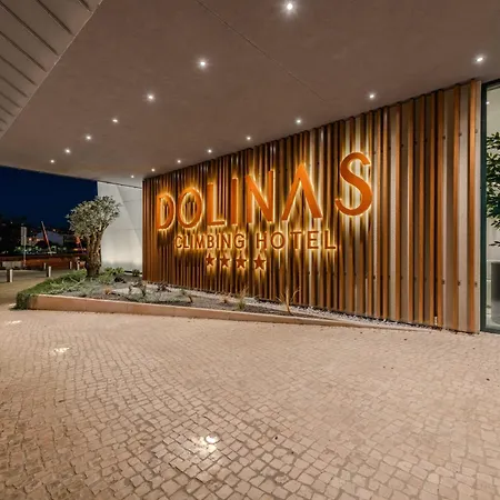 Dolinas Climbing 4*