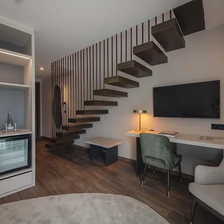 Dolinas Climbing Hotel